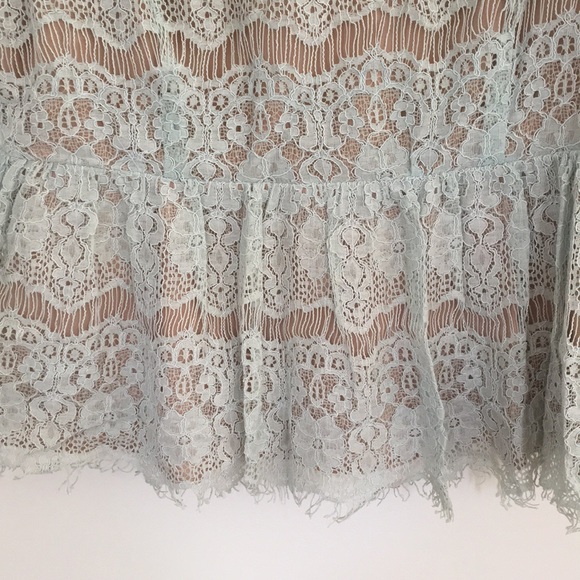 Blouse - Picture 2 of 3